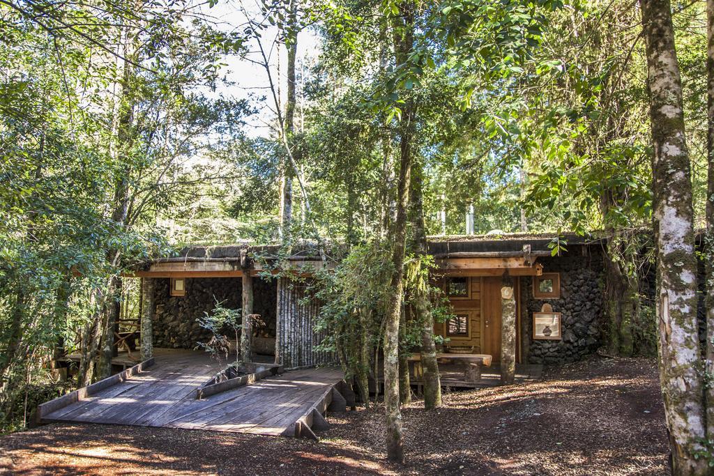 Huilo Huilo Nawelpi Lodge Puerto Fuy Exterior foto